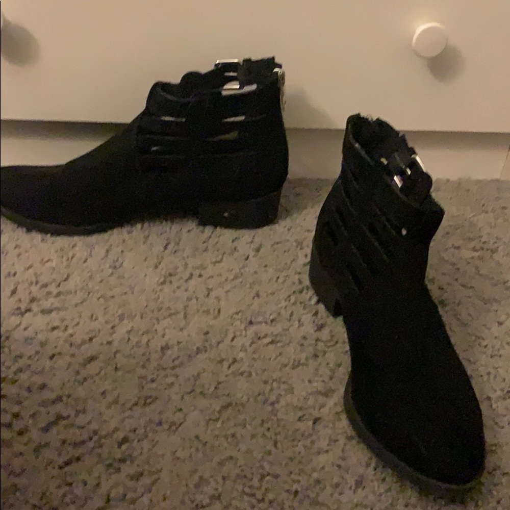 Black ankle booties